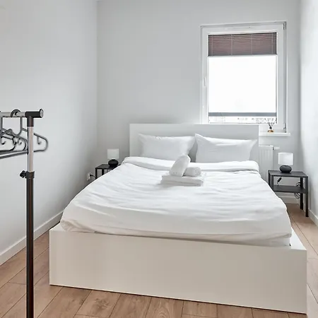 Appartement 10th Floor Unii Lubelskiej By Bookinghost