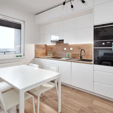 10th Floor Unii Lubelskiej By Bookinghost Daire Poznan