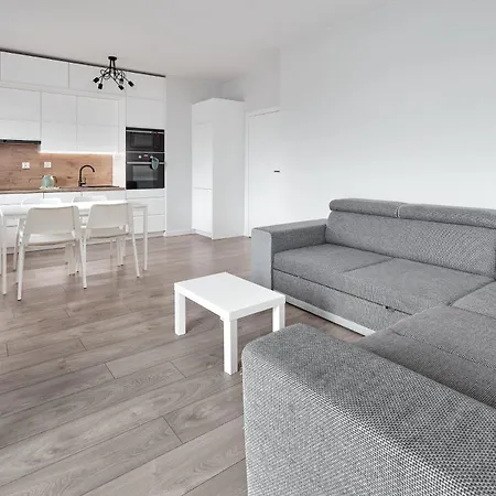 10th Floor Unii Lubelskiej By Bookinghost