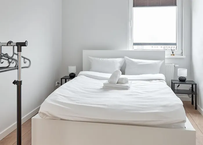 Apartman 10th Floor Unii Lubelskiej By Bookinghost